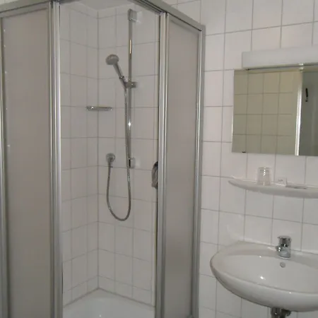 Traube Hotell 3*